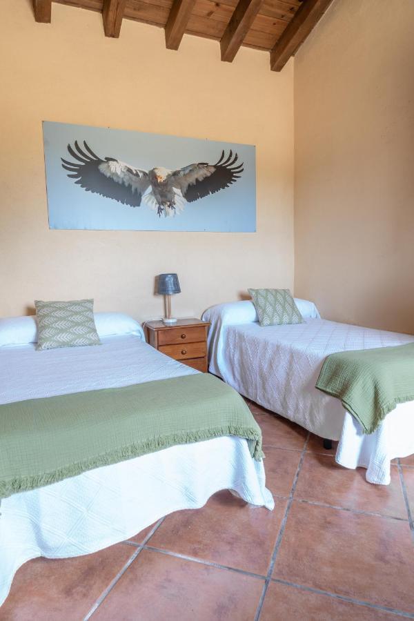 Eco-Lodge En La Reserva Privada Campanarios De Azaba - Proyecto De Conservacion Espeja Екстериор снимка