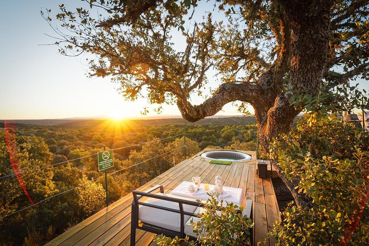 Eco-Lodge En La Reserva Privada Campanarios De Azaba - Proyecto De Conservacion Espeja Екстериор снимка